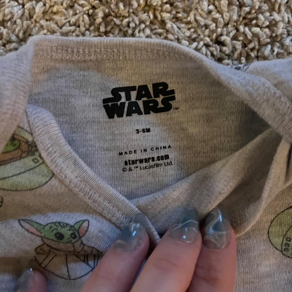 Set of 3 Star Wars Long Sleeve Onesies 3-6 Months - Picture 5 of 7